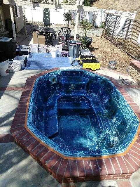 Louisville Kentucky Fiberglass Swimming Pool and Spa Resurfacing and Repair